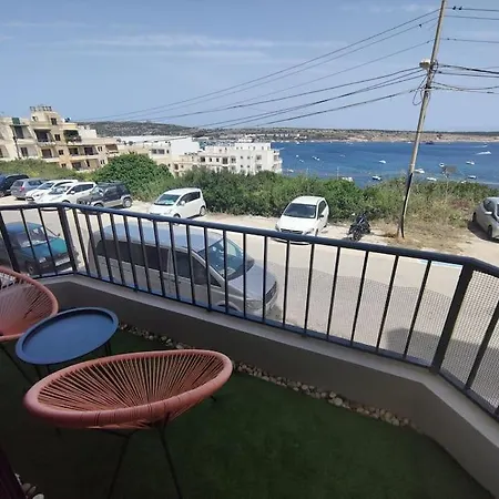 Seaside Serenity - A Lovely Apartment With Views Mellieha Exterior photo